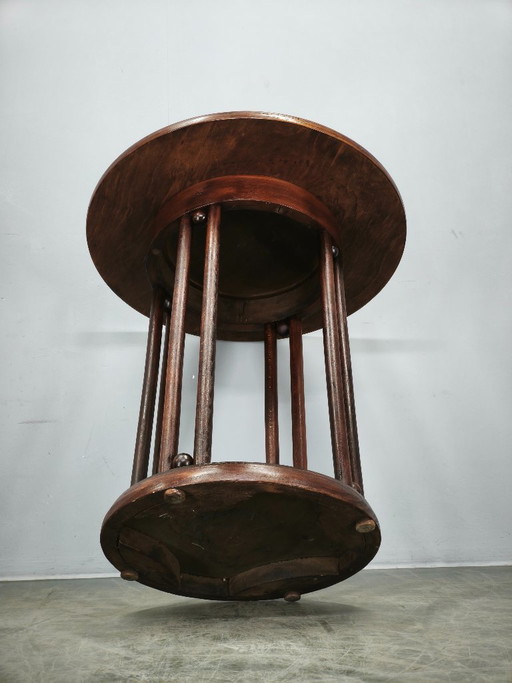 Fledermaus Vienna Secession Bentwood Table, Austria, circa 1900