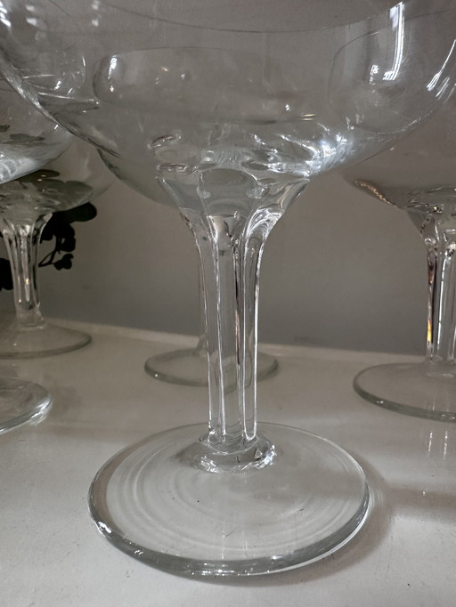 Set of 6 crystal coupe champagne glasses