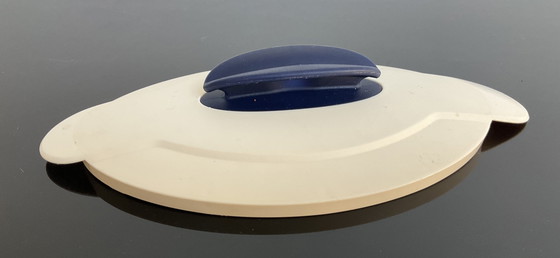 Image 1 of TUPPERWARE: Recipiente multiusos y dos cuencos para salsas