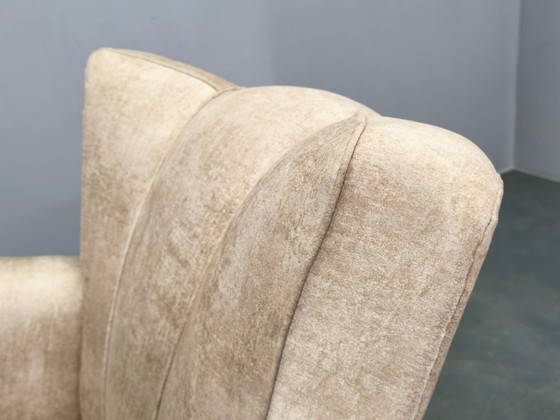 Image 1 of Fauteuil lounge sculptural en velours italien des années 1950