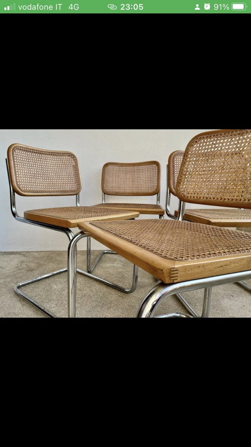 sedie “B 32” (csd. “Cesca”), disegno originale di Marcel Breuer (1928), di produzione Gavina.