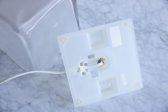 Image 1 of Icecube lamp Ikea