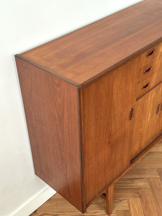 Mobile pensile vintage in stile danese con cassetti in teak, anni '50/'60/'70. – Credenze alte, Wood (photo 5 of 15)