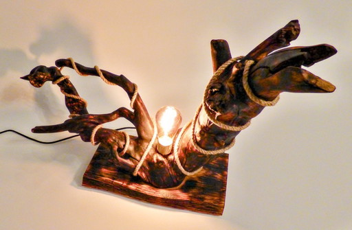 Tischlampe aus Wurzelholz