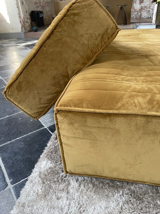 Image 1 of Pile à canapés