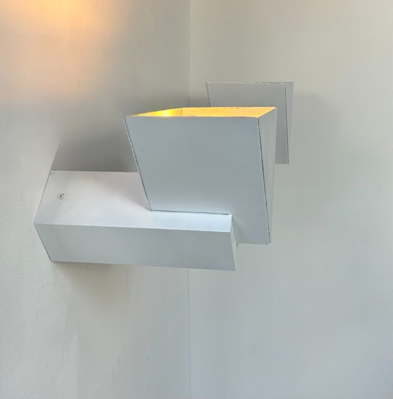 Image 1 of Coppia di applique geometriche vintage, bianco opaco, Francia 1970