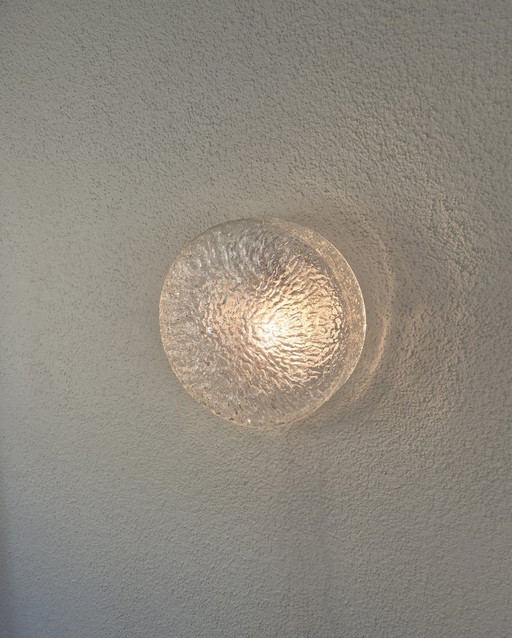 Plafoniera vintage Peill & Putzler N100 – Plafoniera a filo soffitto con vetro testurizzato, design tedesco (photo 2 of 14)