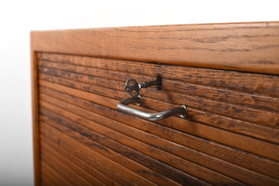 Image 1 of Hans Wegner Jaloeziedeurkast voor Plan Møbler 1940