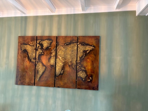 Image 1 of World map 4 panels