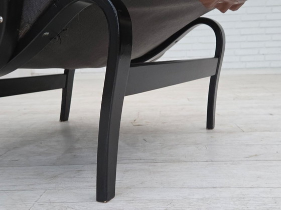 Image 1 of Jaren 70, Zweeds ontwerp van Bruno Mathsson, model "Pernilla", meubelleer.