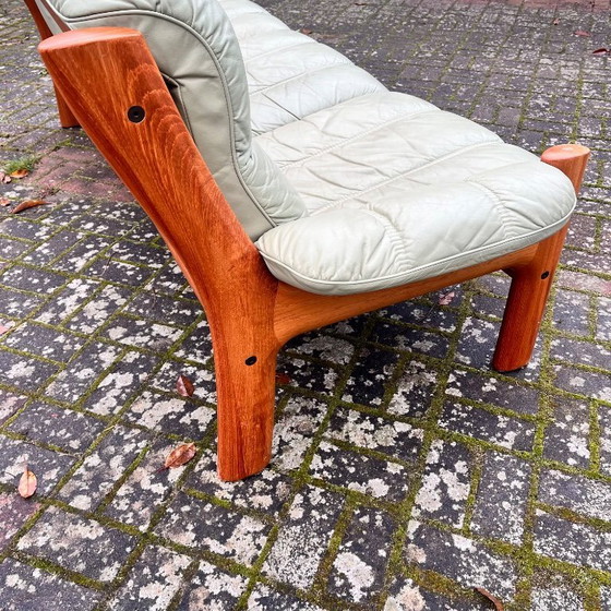Image 1 of Canapé en cuir et teck d'Ekornes Norway, années 1980