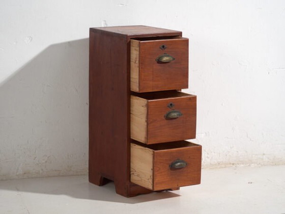 Small antique Japanese file cabinet - Showa Period (c. ) #89 – Filing cabinets, Metal (photo 17 of 40)
