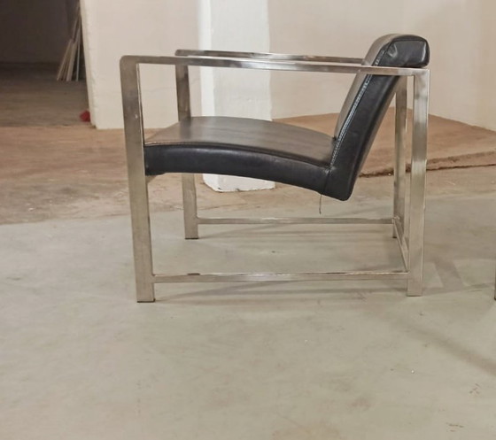 Image 1 of Set of 2 black leather and chrome easy chairs 