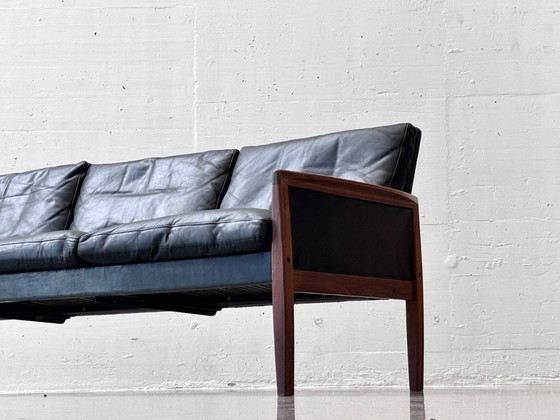 Image 1 of Canapé de style mid-century en palissandre et cuir de vachette noir, signé Hans Olsen pour Vatne Møbler, 1960