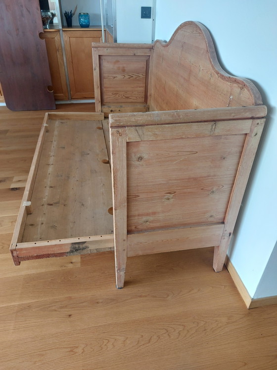 Unique Scandinavian Bed/Sofa, 1st Half of the 20th Century – Benches, Wood (photo 4 of 5)