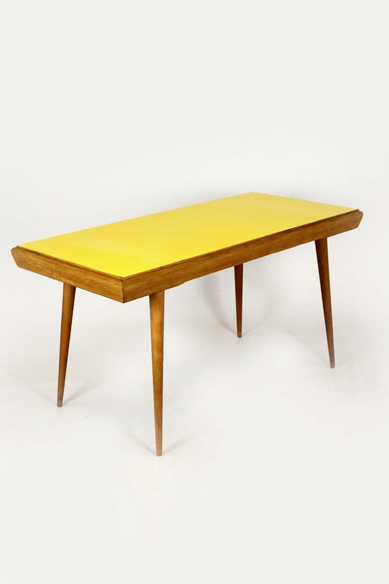 Couchtisch mit doppelseitiger Formica-Platte von Interier Praha, ehemalige Tschechoslowakei, 1960er Jahre (photo 7 of 22)
