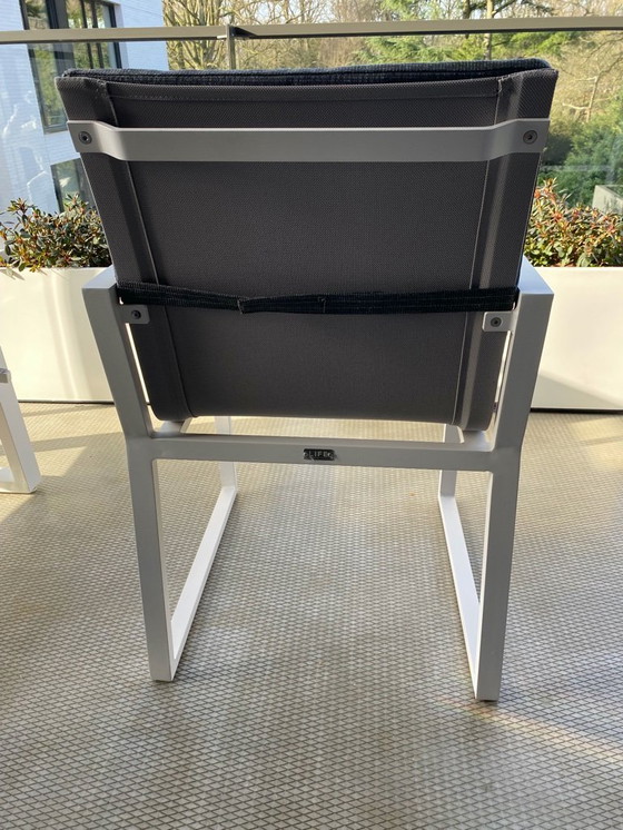 Image 1 of Lounge table with 4 chairs