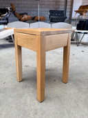 Mesa auxiliar/taburete Hutten (más en stock)