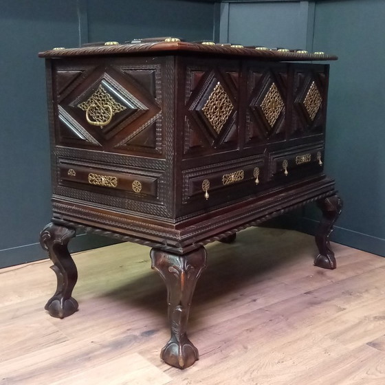 Image 1 of Coffre de campagne colonial anglo-indien, vers 1840-1850