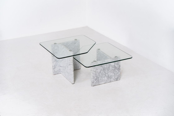 Image 1 of Salontafels van marmer en glas (Italië, jaren 70).