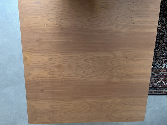 Image 1 of Massieve Tafel