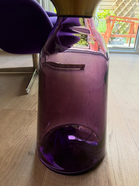 Image 1 of Mesita auxiliar Classicon Bell - Negro, latón y morado