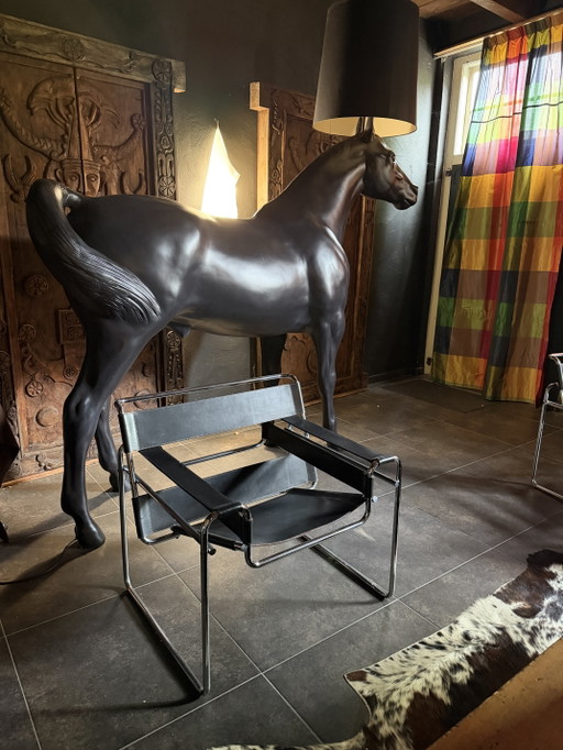Cavallo con paralume. A grandezza naturale. Poliestere. – Moooi, vloerlampen, Polyester (photo 2 of 5)