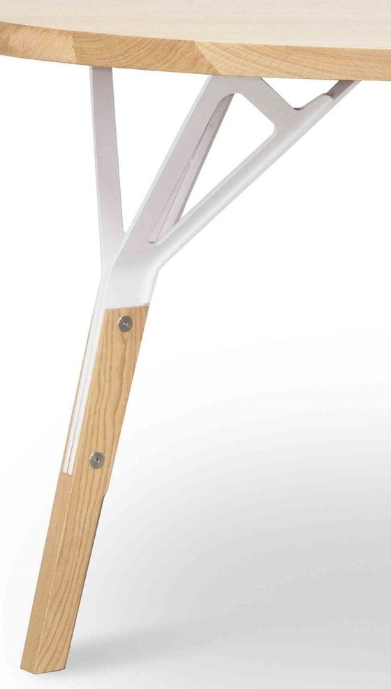 Image 1 of Quodes Stammtisch Round Table Ø150 cm – Alfredo Häberli