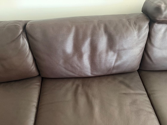 Image 1 of Canapé 3 places en cuir marron foncé de marque COR