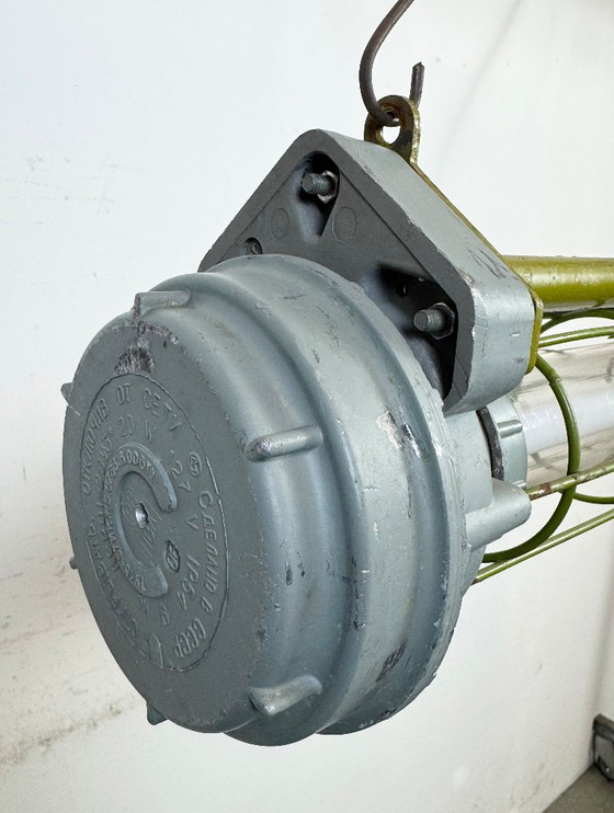 Image 1 of Lampadario industriale sovietico grigio a sospensione, anni '70