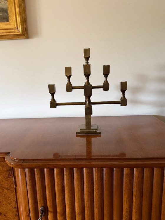Image 1 of Candélabre sculptural moderne à 9 lumières en laiton massif, Lars Bergsten, Gusum Suède 1992