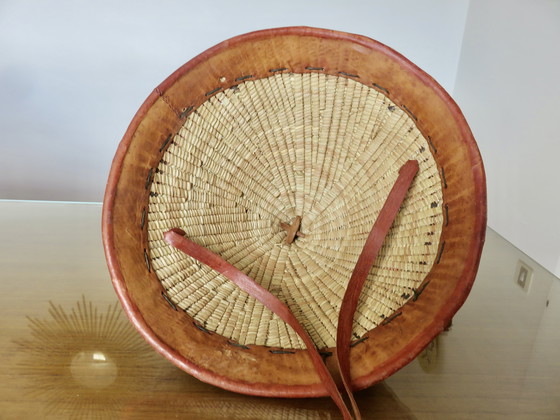 Image 1 of Cappello africano Fulani, pelle e corda intrecciata, 1900