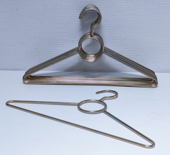 Image 1 of zehn Kleiderbügel vargor 80er Jahre Design