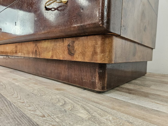 Image 1 of 1940s Art Decò sideboard in walnut and blond walnut