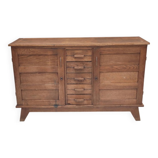 Buffet en chêne de René Gabriel, période de reconstruction 1950.