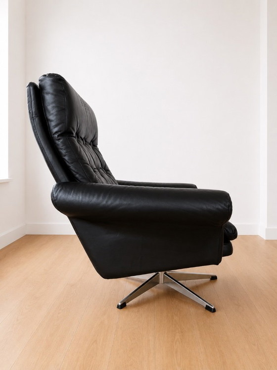 Fauteuil pivotant vintage danois en cuir noir, milieu du siècle, années 1970 – Leather (photo 9 of 13)