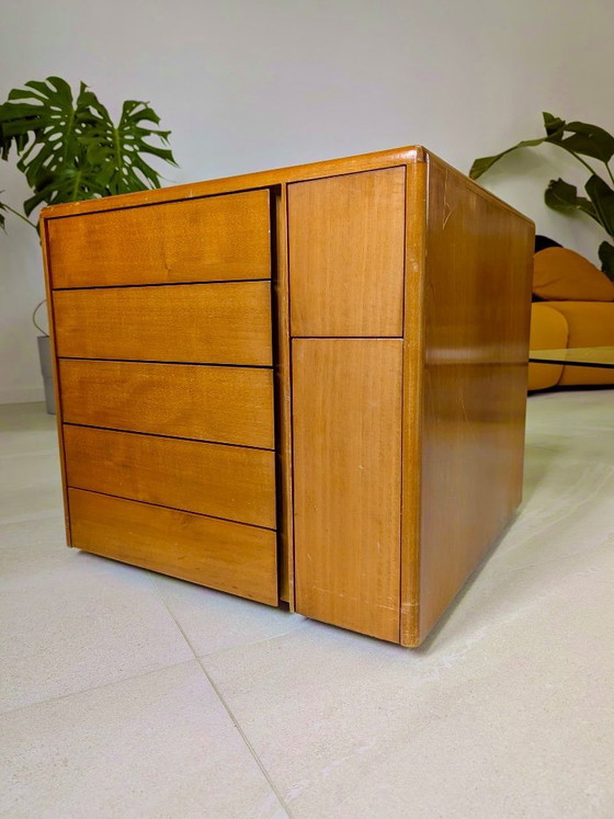 Image 1 of Cómoda Osvaldo Borsani para Tecno