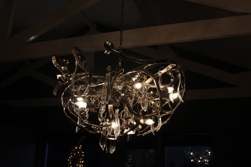 Round Brand Van Egmond Chandelier Delphinium