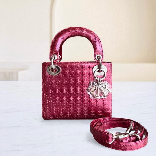 DIOR LADY MINI - Kalbsleder, Mikro-Cannage, Metallic-Rosa, Silberne Beschläge, Verstellbarer Riemen