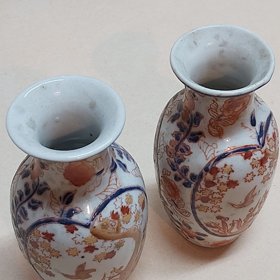 2 Jarrones Imari miniatura China, Porcelana, Azul (foto 2 de 6)
