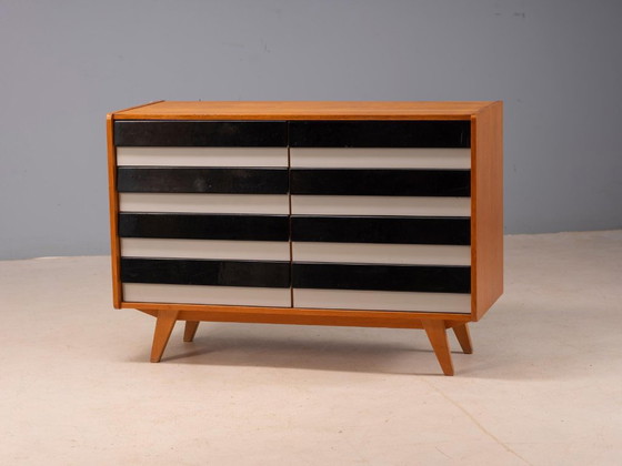 Credenza Mid-Century modello U453 di Jiří Jiroutek per Interier Praha, anni '60, Cecoslovacchia, 110 × 45 × (photo 2 of 7)