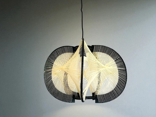 Lámpara colgante portuguesa de madera negra rústica, años 60