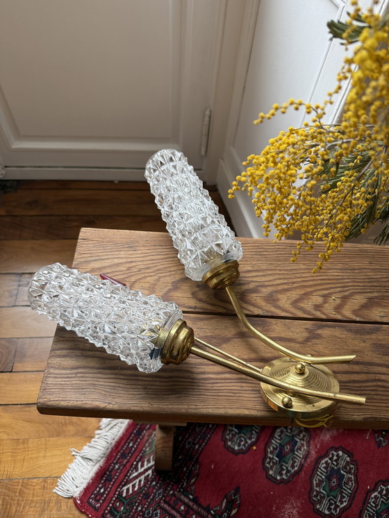 Image 1 of Applique murale tulipe années 60 en laiton et verre 