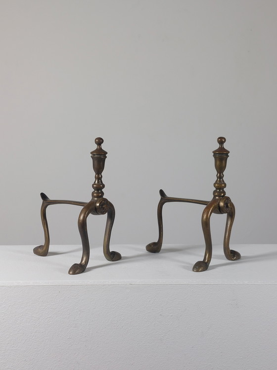 Image 1 of Paire de tréteaux de cheminée zoomorphes vintage en laiton