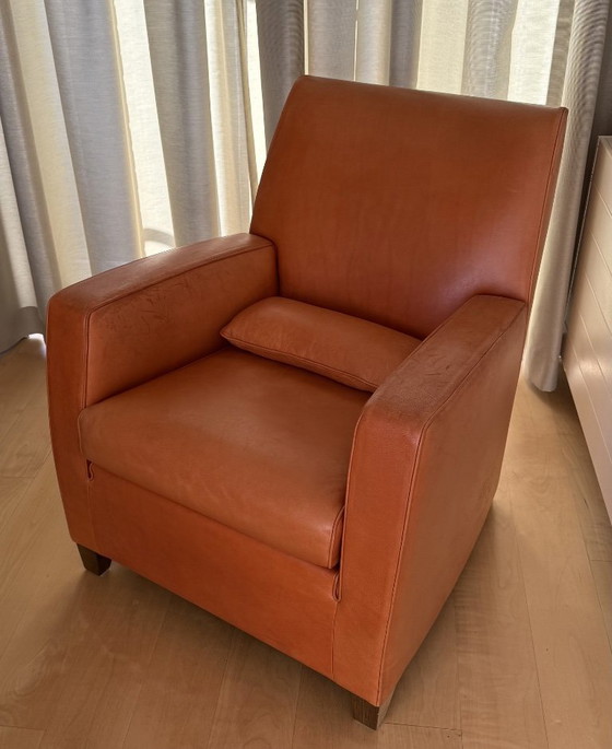 Image 1 of Set di 2 poltrone a panca in pelle, colore cognac.