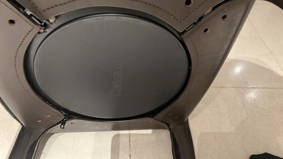 Image 1 of 8 Cassina Cab 412 Stühle dunkelbraun