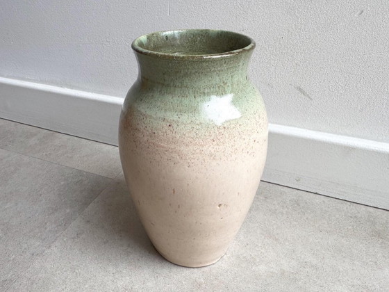 1x Vintage Studio Beige and Green Ceramic Vase (photo 4 of 5)