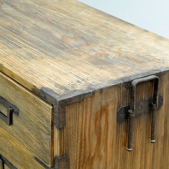 Image 1 of Commode japonaise Tansu, vers 1870