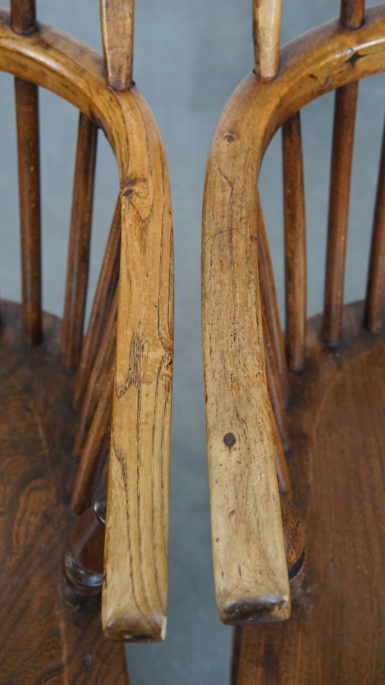 Image 1 of 2 x Antiker englischer Windsor-Stuhl aus dem 19. Jahrhundert aus Ulmenholz