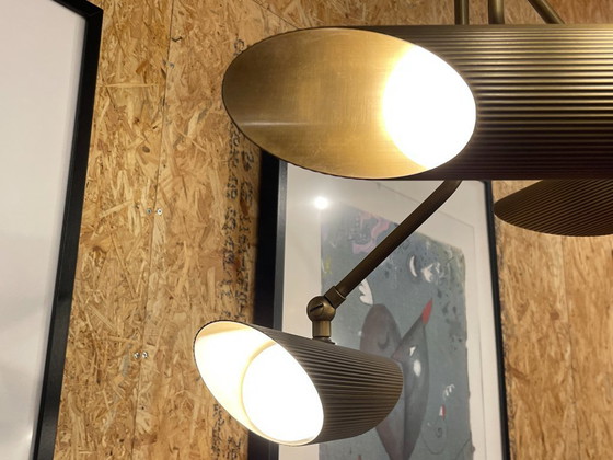 Image 1 of Ciondolo Vector di J. Adams & Co.